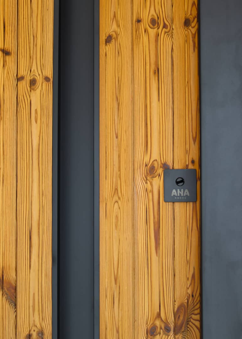 Hidden Handle Door 